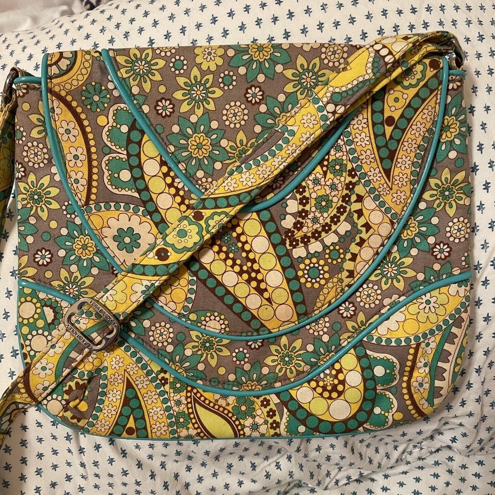 Vera Bradley crossbody bag